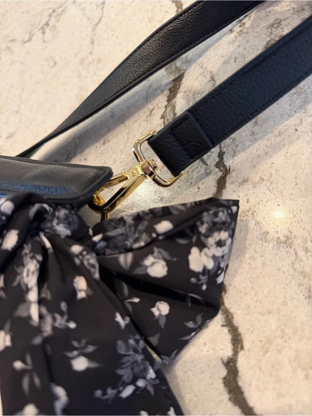 Betsey Johnson Black & White Floral Bow Crossbody Shoulder Bag Faux Leather